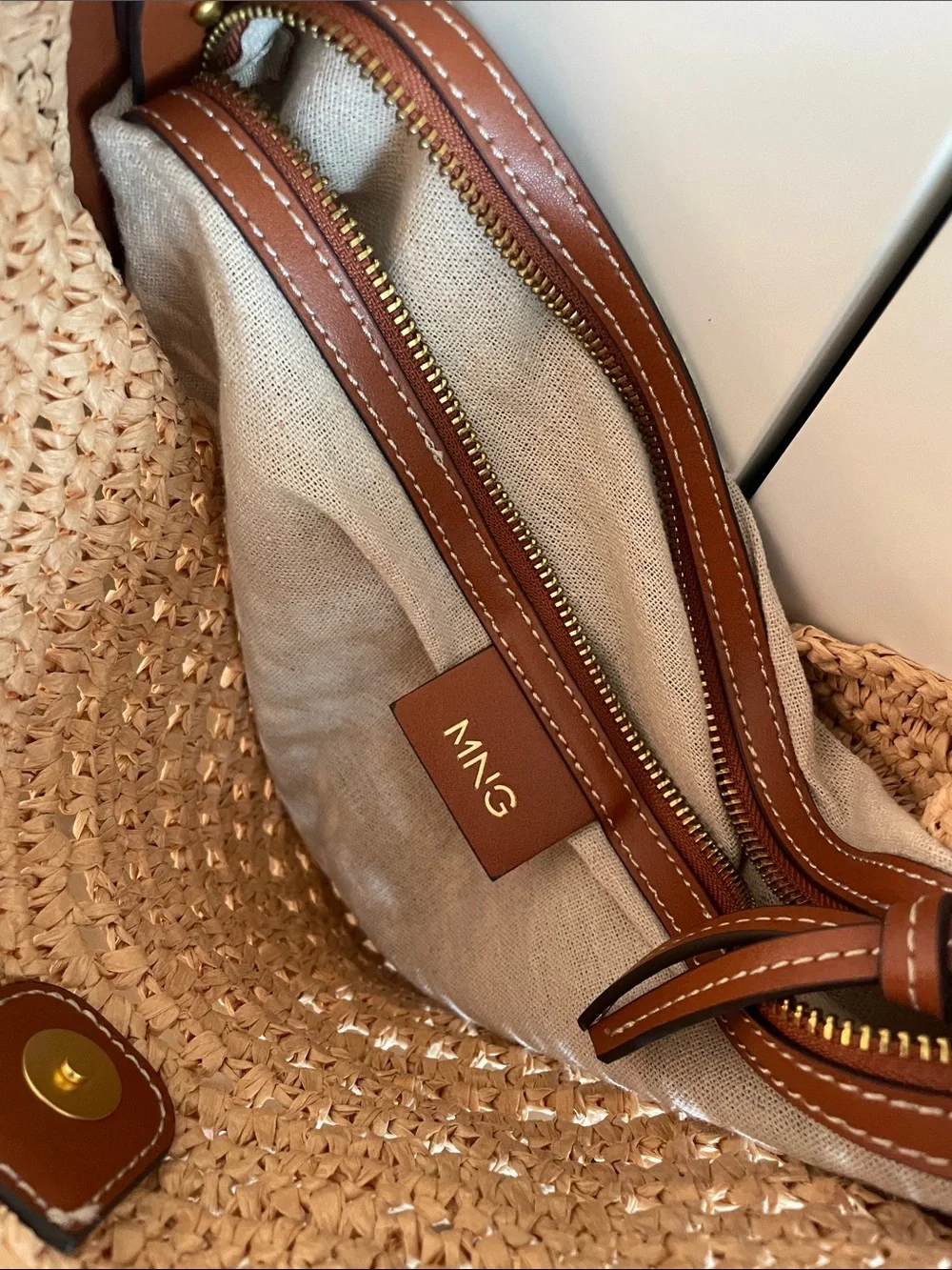 Mango Woven Straw Hobo Bag with Brown Leather Trim CB CB - Picture 6 of 14